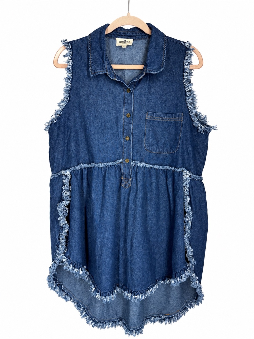 Umgee Denim Blue Frayed High Low Sleeveless Button Front Tunic Top M